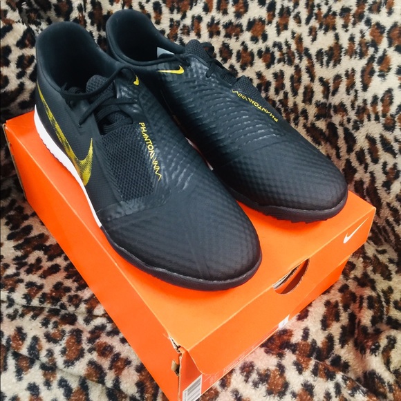 Nike Other - Phantom Venom Academy TF soccer sneaker